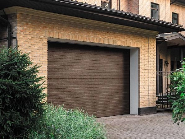 Секционные ворота 3900х2300 мм коричнево-красные DoorHan rsd02, oskol.doorhan.ru